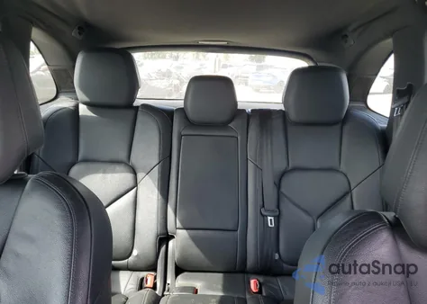 2012 Porsche Cayenne z USA, uszkodzony, nr VIN WP1AA2A27CLA04836